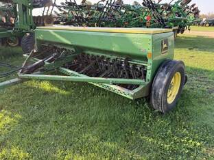 John Deere 8300