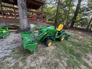 2014 John Deere 1025R