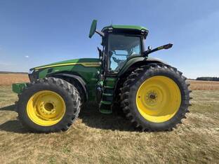 2025 John Deere 8R 340