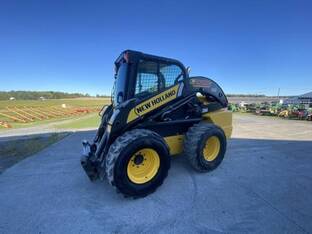2012 New Holland L225