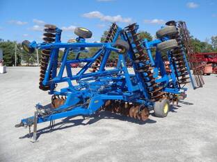 2013 Landoll 7431-33
