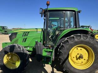 2015 John Deere 6125M