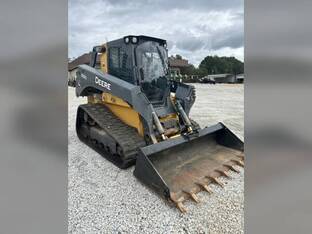 2016 John Deere 333G