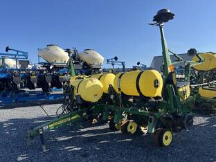 2010 John Deere 1750