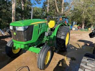 2015 John Deere 5055E