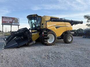 2024 New Holland CR8.90