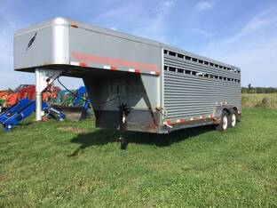 2003 Featherlite 8107