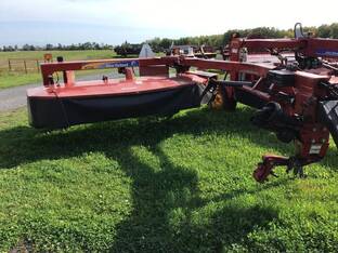 2012 New Holland H7230