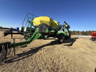 2014 John Deere 1890