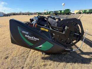 2021 MacDon Industries FD135
