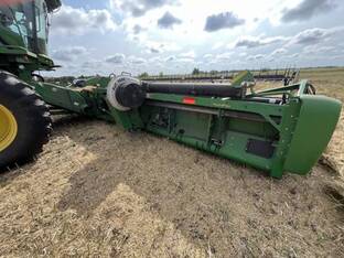 2015 John Deere 640FD