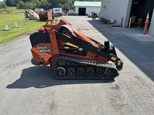 2023 Ditch Witch SK1550