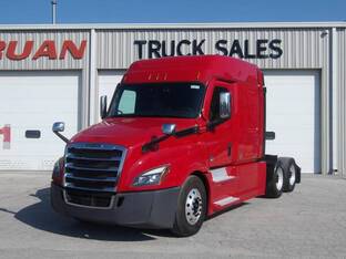 2022 Freightliner CASCADIA 126