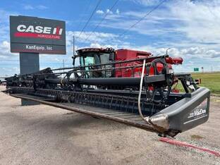 2010 MacDon Industries FD70