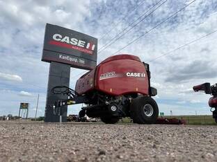 2025 Case IH RB565