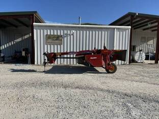 2021 New Holland 210