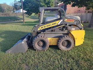 2016 New Holland L218