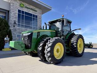 2018 John Deere 8370R