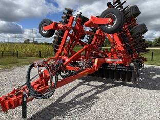 2023 Kuhn Krause 8055