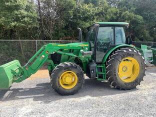 2018 John Deere 6120E