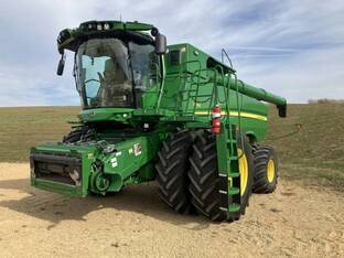 2023 John Deere S780