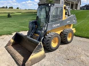 2021 John Deere 324G