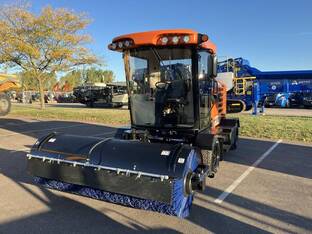 2025 BROCE BROOM FMC470