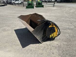 2023 John Deere MBL160