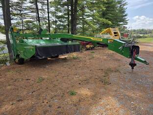 2022 John Deere S300