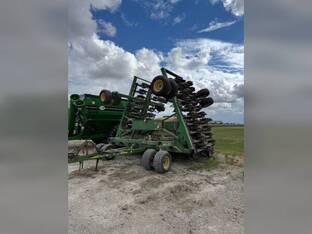2005 John Deere 1890