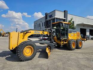 2019 John Deere 672G