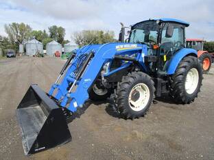 2015 New Holland T4.95