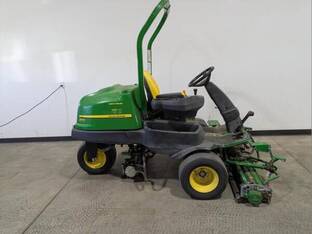 2011 John Deere 2500E