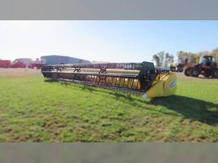 2011 New Holland 740CF