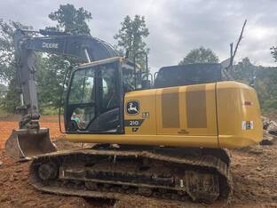 2023 John Deere 210 P-TIER