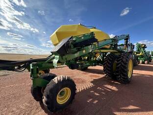 2019 John Deere 1890