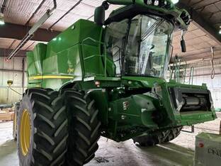 2023 John Deere S780