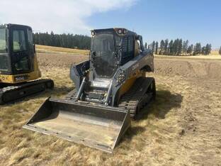 2024 John Deere 335 P