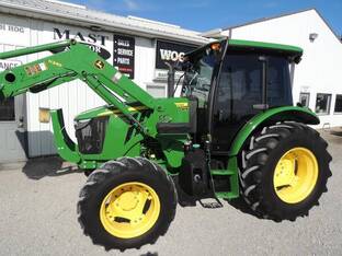 2016 John Deere 5100E