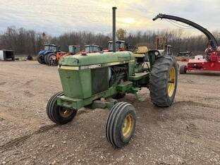 1980 John Deere 2940