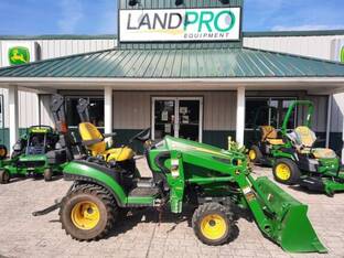 2015 John Deere 1025R