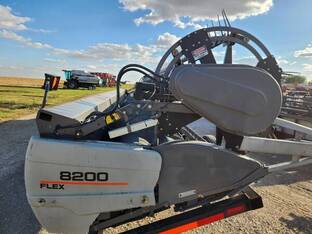 AGCO 8200