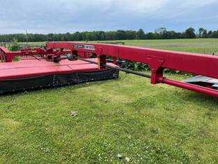 2012 Massey-Ferguson 1375