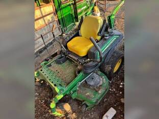2016 John Deere Z915B