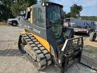 2021 John Deere 325G