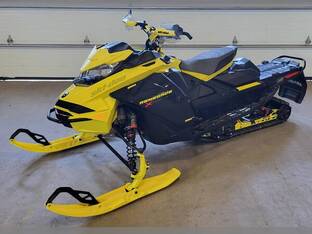 2022 Ski-Doo RENEGADE X-RS 850 ETEC