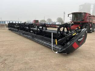 2019 MacDon Industries FD140