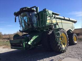 2023 John Deere X9 1100