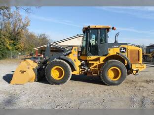 2019 John Deere 544L