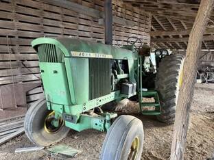 1969 John Deere 4520 Old